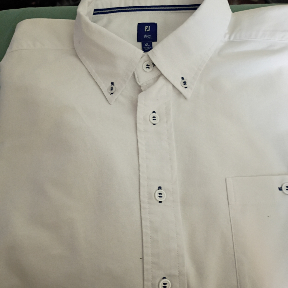 FootJoy White Casual Button Down Shirt